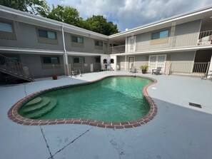 Pool - 1st floor 2 bedroom washer & dryer (Baton Rouge)
