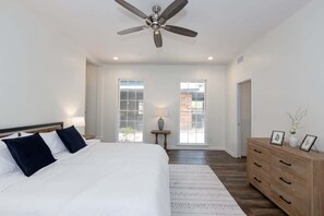 6 bedrooms, iron/ironing board, WiFi, bed sheets