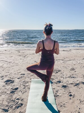 Solsenger og strandhåndklær