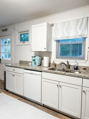 Fridge, microwave, oven, stovetop - Walk to the Beach! Firepit, games, pets welcome, bring your boat!!  (Edisto Island)