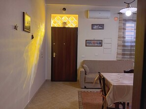 تلفزيون ذكي، كُتُب