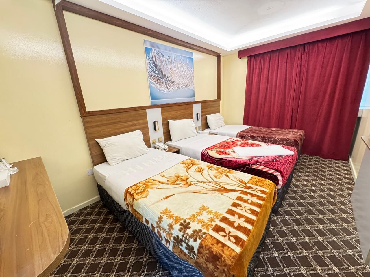 Laptop workspace, free WiFi, bed sheets