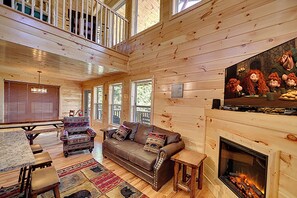 Télévision, cheminée, jeux vidéo, baby-foot