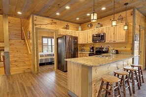 Fridge, microwave, oven, stovetop - Impressive Cabin w/ Hot Tub, Games & Views (Gatlinburg)