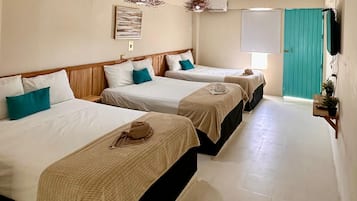 Habitación triple Confort, balcón | Wifi gratis