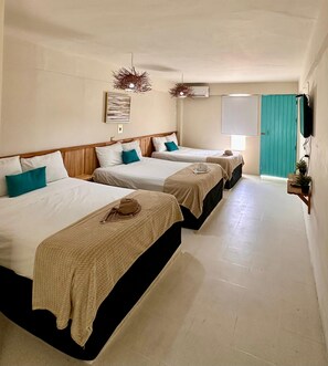 舒適三人房, 陽台 | 免費無線上網