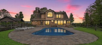 Saratoga's Musical Oasis|Heated Pool|King Bed|Mountain Views|