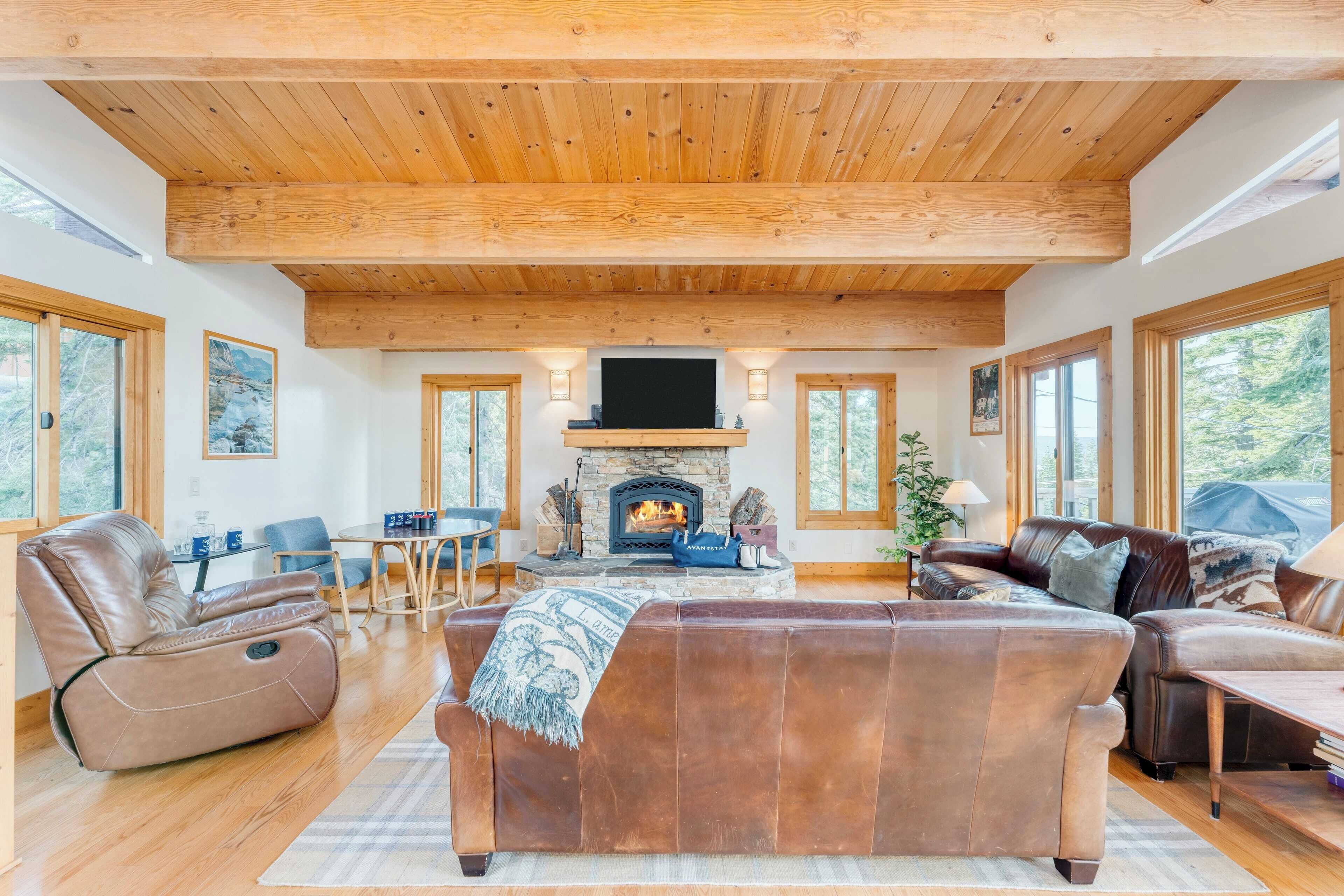 House (4 Bedrooms) | Interior