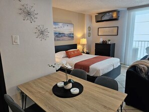 1 bedroom, desk, iron/ironing board, free WiFi