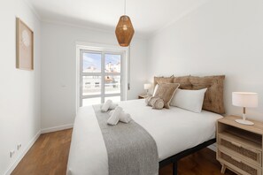 3 habitaciones, cuna de viaje, internet y ropa de cama 