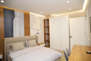 1 chambre, fer et planche Ă repasser, Wi-Fi, draps fournis