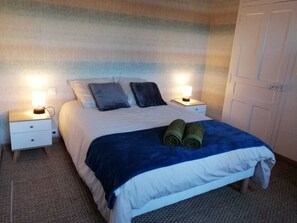 3 bedrooms, iron/ironing board, travel cot, free WiFi