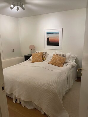 3 chambres, fer et planche à repasser, Wi-Fi