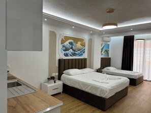 Superior Studio - Bamisa Apartments (Golem)