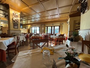 Dining - Hotel Togo Palace Terminillo (Rieti)
