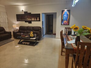 Dining - IT SIPCOT L&T Edenpark OMR Apartment (Siruseeri)