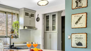 Microondas y parrilla de estufa