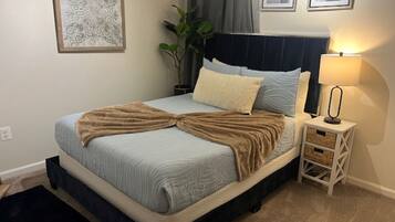 1 chambre, bureau, fer et planche à repasser, Wi-Fi gratuit