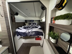 3 bedrooms, desk, free WiFi, bed sheets