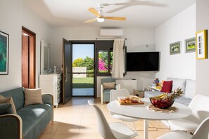 Smart-TV, Tischtennisplatte