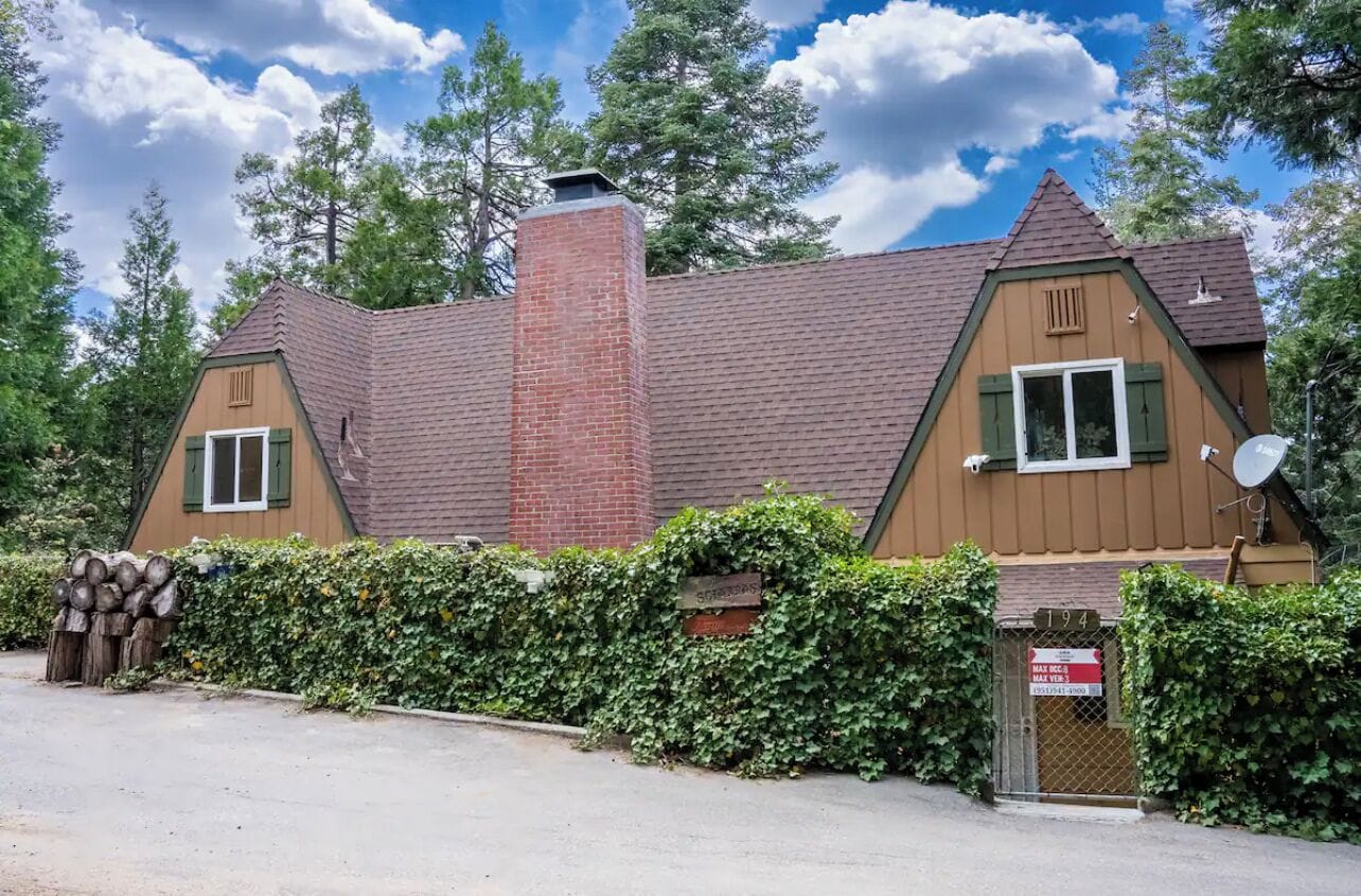 The Chardonnay Chalet+Lake View + Walk to Village!