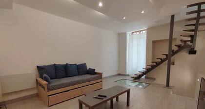 The Triplex De L'Union – Your Charming Haven in the Heart of Périgueux with Wi-Fi