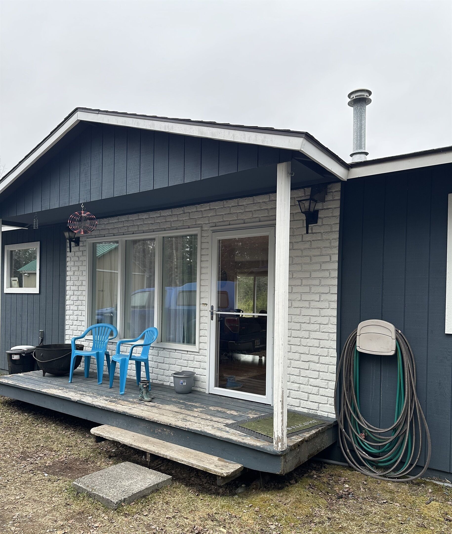 Quaint Home Near the Kenai River