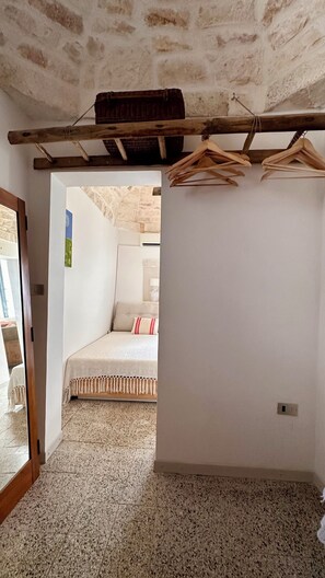 Interior - Deliziosa Casa nel Centro Storico con Vista Mare e Terrazza Panoramica (Ostuni)