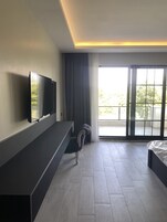 Habitación Deluxe doble, 1 cama de matrimonio, no fumadores, vistas al valle | Baño | Ducha y cabezal de ducha con hidromasaje