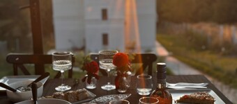 The Reference Club Restaurant & Accommodation