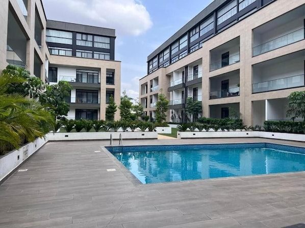 5 indoor pools, 3 outdoor pools