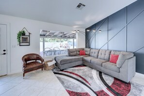 Smart TV, fireplace, foosball, stereo