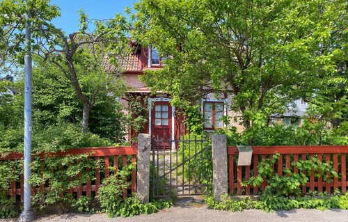 Gorgeous home in Växjö with WiFi