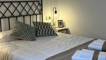 Apartamento familiar, vistas a la ciudad | 1 dormitorio, wifi gratis, ropa de cama