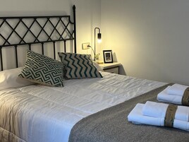 Apartamento familiar, vistas a la ciudad | Wifi gratis y ropa de cama