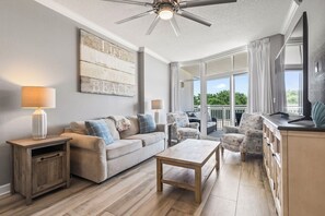 Télévision, table de tennis de table