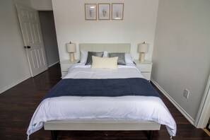 3 室のベッドルーム、WiFi、ベッドシーツ