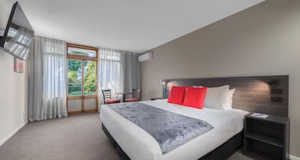 Carnmore Hotel Lower Hutt
