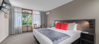 Carnmore Hotel Lower Hutt