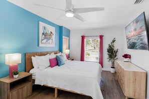 4 bedrooms, travel cot, free WiFi, bed sheets - Tropical Gateway—Colorful Pool Retreat w/ Fenced Yard, Beach Gear & Walk-to-Beach Access (Indian Rocks Beach)