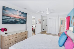4 bedrooms, travel crib, free WiFi, bed sheets