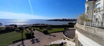 Royan Pontaillac - MAGICAL VIEW for this APARTMENT on the 1st floor - Résidence du Golf