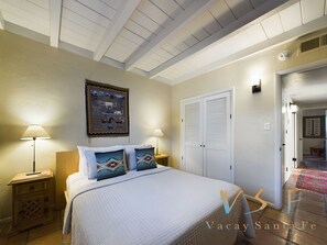 2 chambres, bureau, fer et planche à repasser, Wi-Fi gratuit