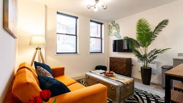 32-inch LED TV with cable channels, Netflix, streaming services