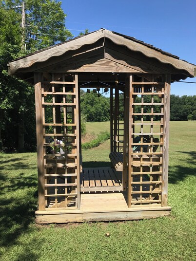 Adorable Guest Cottage 