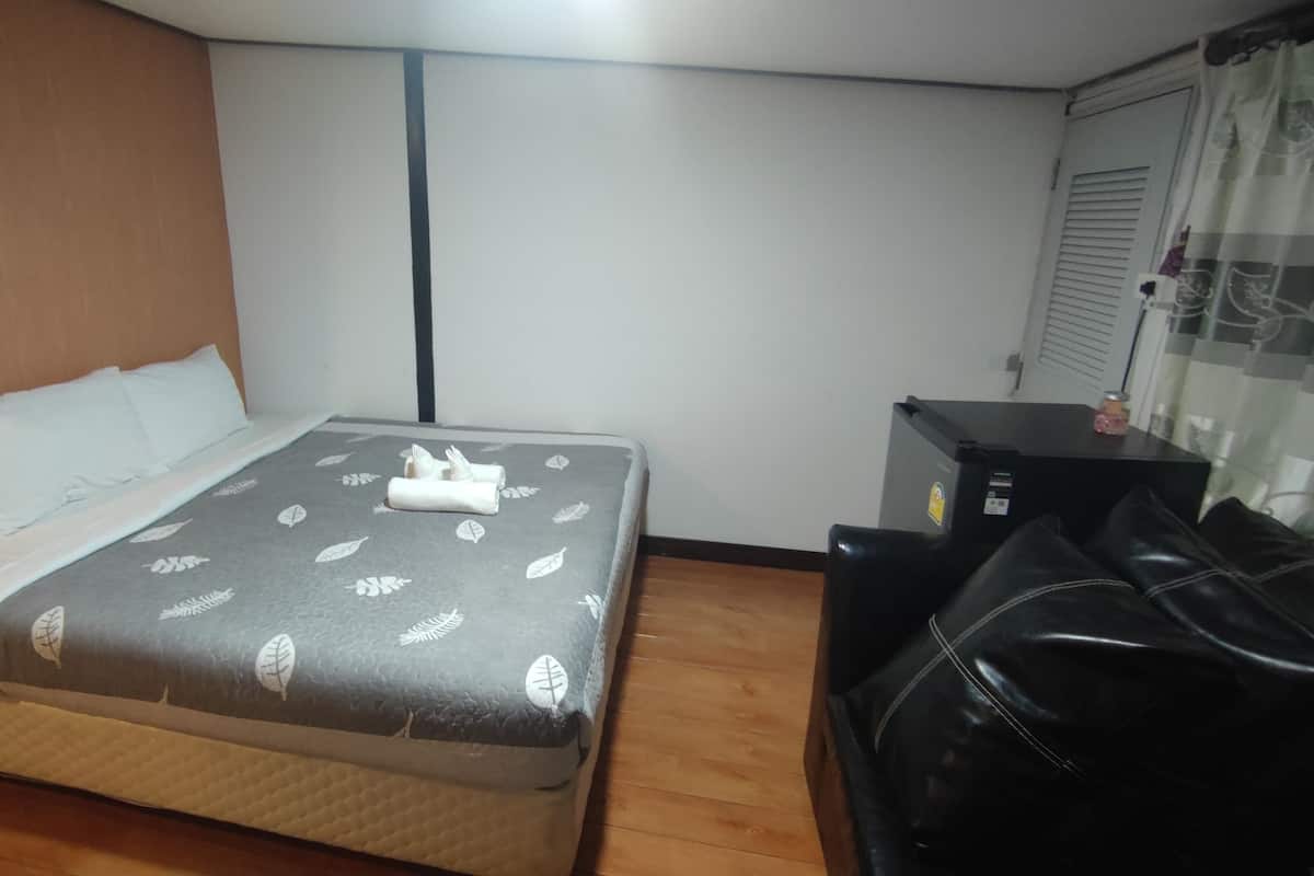 Superior Double Room | Free WiFi, bed sheets