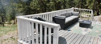 Modern Cabin Close to Everything