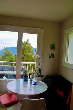 تناول الطعام