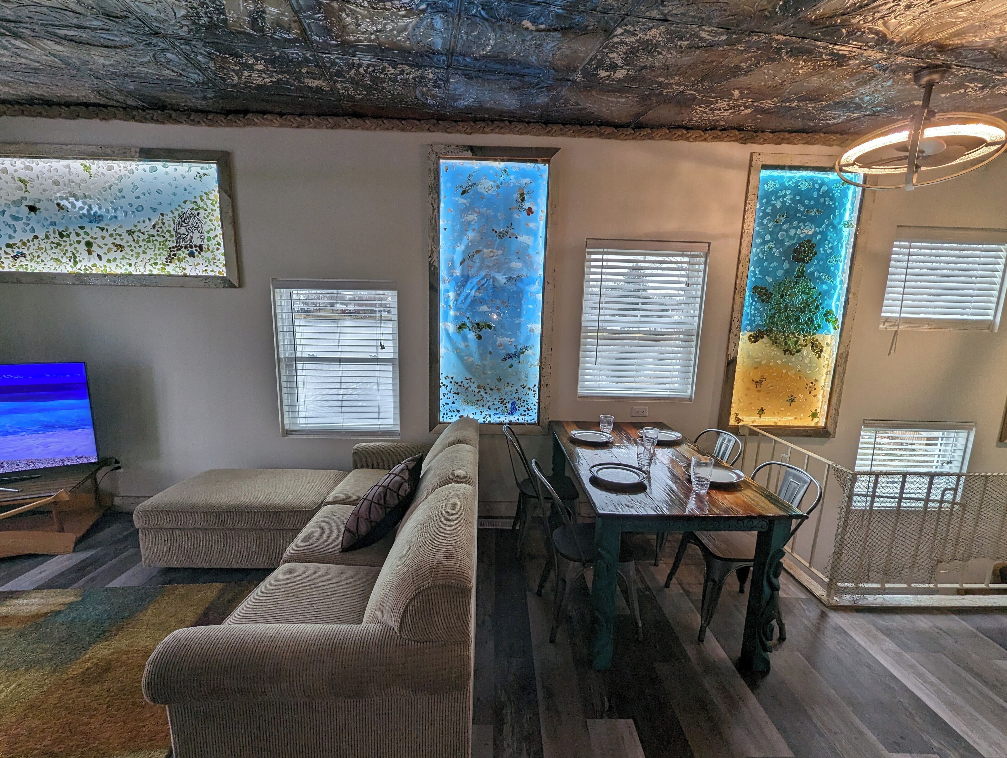 智能电视、电子游戏、立体声音响