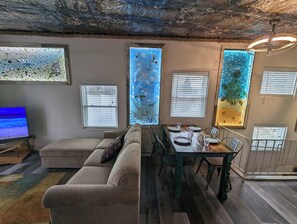 Smart TV, video games, stereo